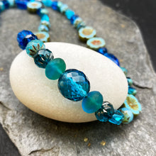 Load image into Gallery viewer, Medium Necklace 4