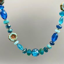 Load image into Gallery viewer, Medium Necklace 4