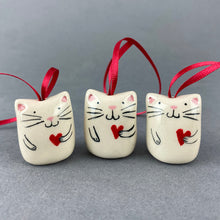 Load image into Gallery viewer, Cat with Heart Decoration