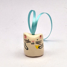 Load image into Gallery viewer, Cat with Heart Decoration
