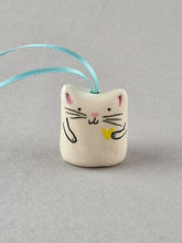 Load image into Gallery viewer, Cat with Heart Decoration
