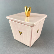 Load image into Gallery viewer, Lidded Box with Heart - Pink
