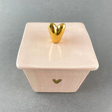 Load image into Gallery viewer, Lidded Box with Heart - Pink
