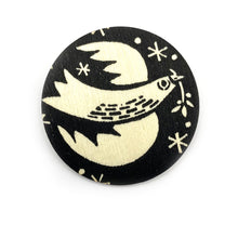 Load image into Gallery viewer, Linocut Brooch - Dove
