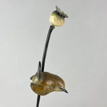 Load image into Gallery viewer, Wren on Poppy
