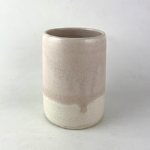 Load image into Gallery viewer, Jar - Hobby Falcon
