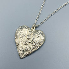 Load image into Gallery viewer, Large Thistle Heart Necklace
