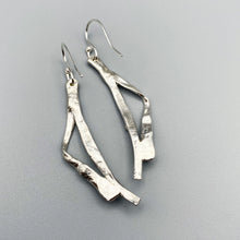 Load image into Gallery viewer, Seascape Garnet Earrings
