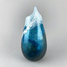 Load image into Gallery viewer, Surf Vase
