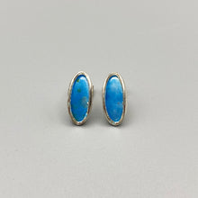 Load image into Gallery viewer, Thrive Small Frond Studs
