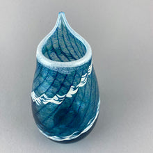 Load image into Gallery viewer, Wave Vase
