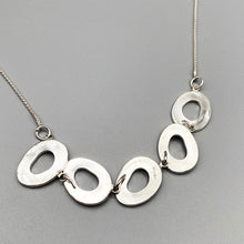 Load image into Gallery viewer, Nuccli Sweep Necklace
