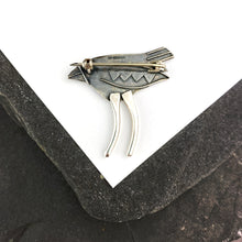 Load image into Gallery viewer, Small Blackbird Brooch
